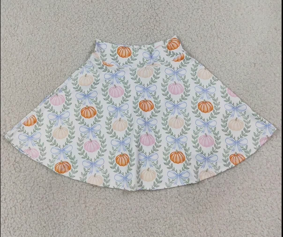 Grand millennial pumpkin skort
